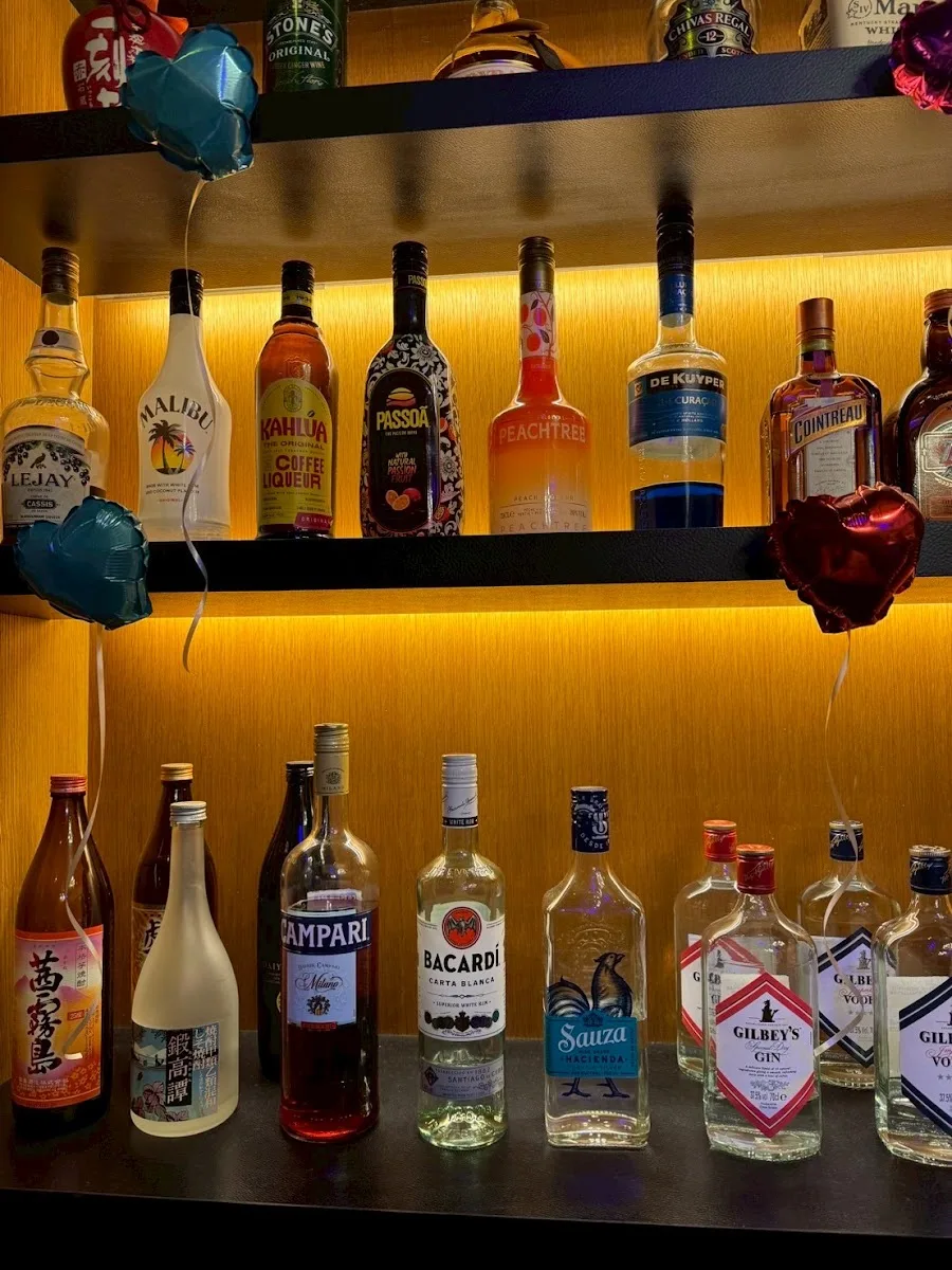 Cafe&Bar Lip Bounce · 4